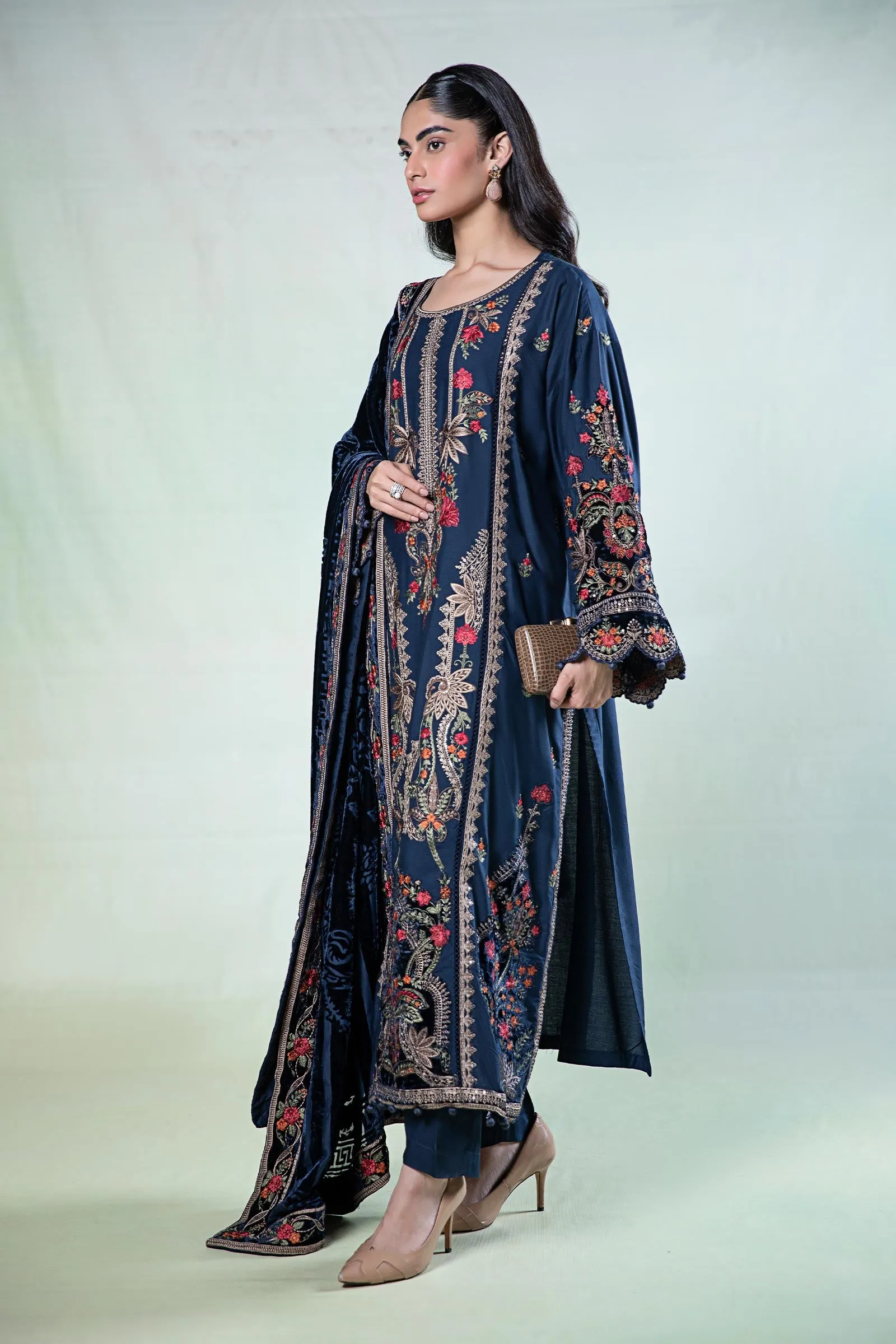 3 Piece Embroidered Linen Suit | DW-W24-16