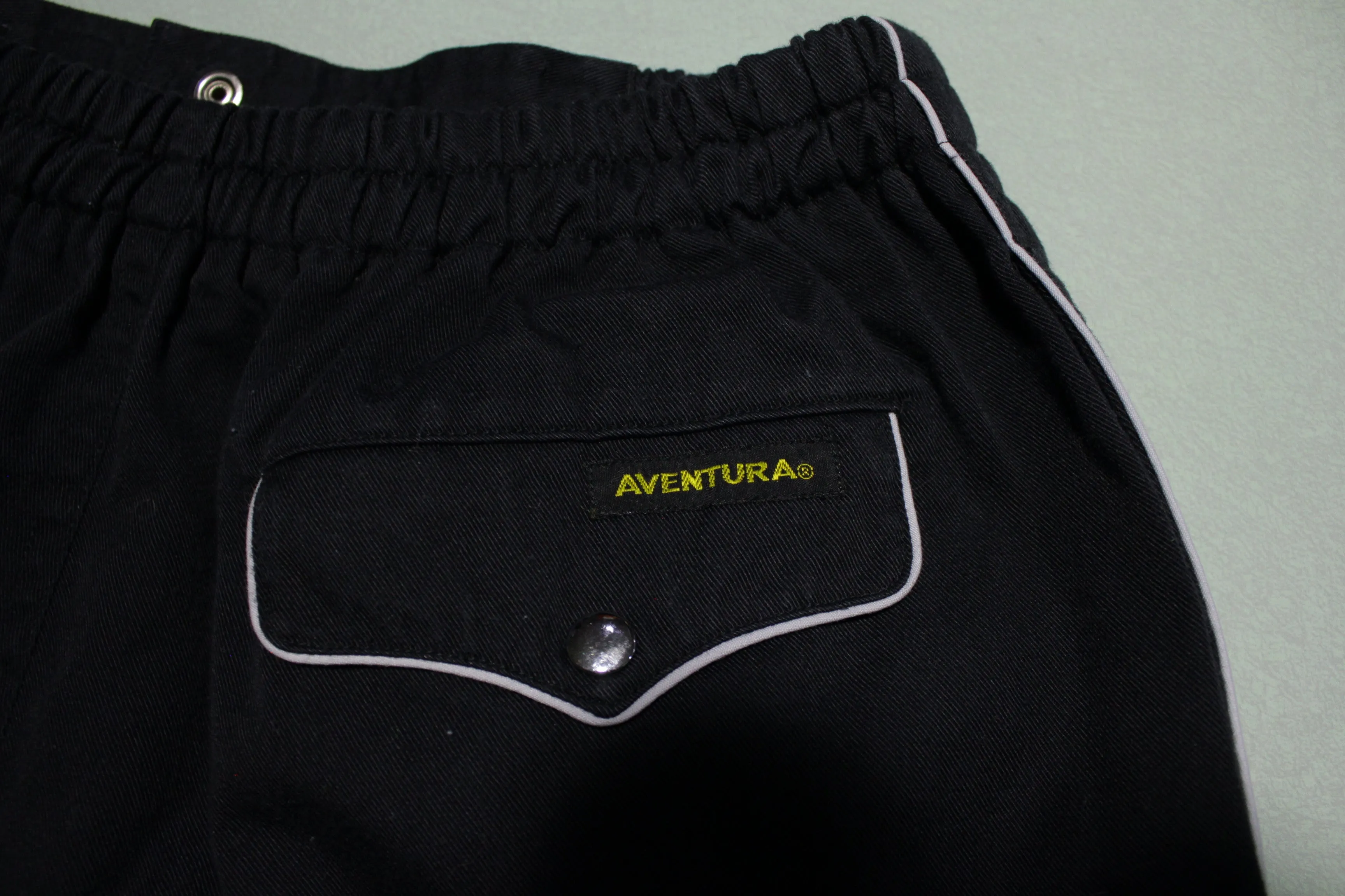 Aventura Black Striped Vintage 80s Track Pants