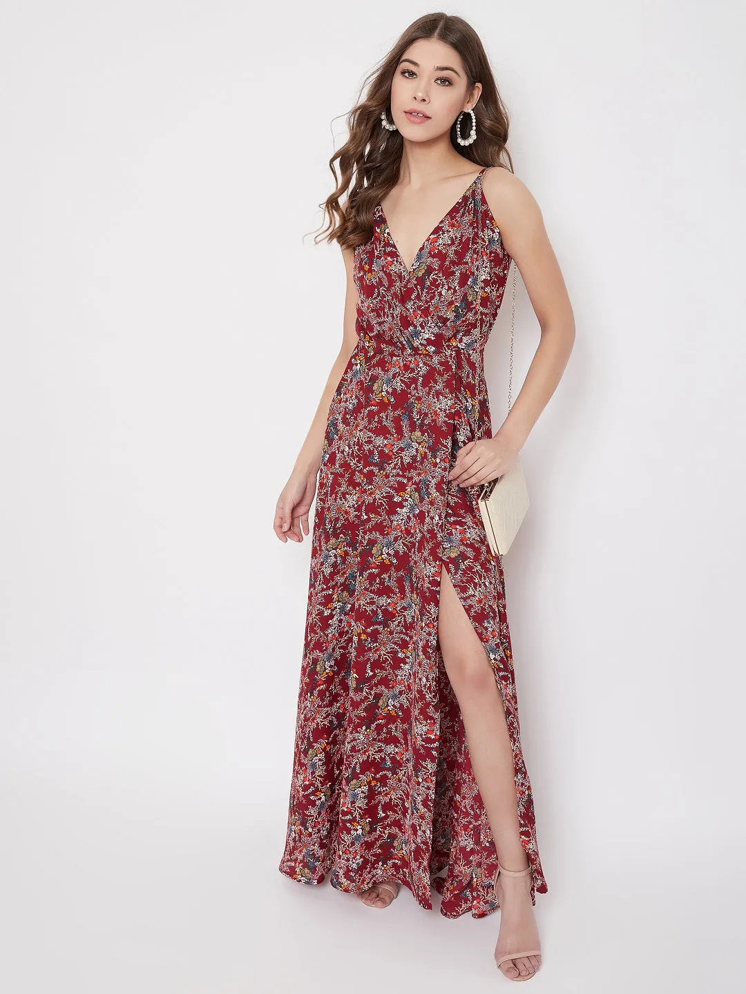 Berrylush Women Maroon Floral Printed V-Neck Maxi Dress