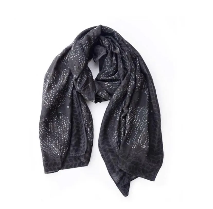 Black Vine Scarf