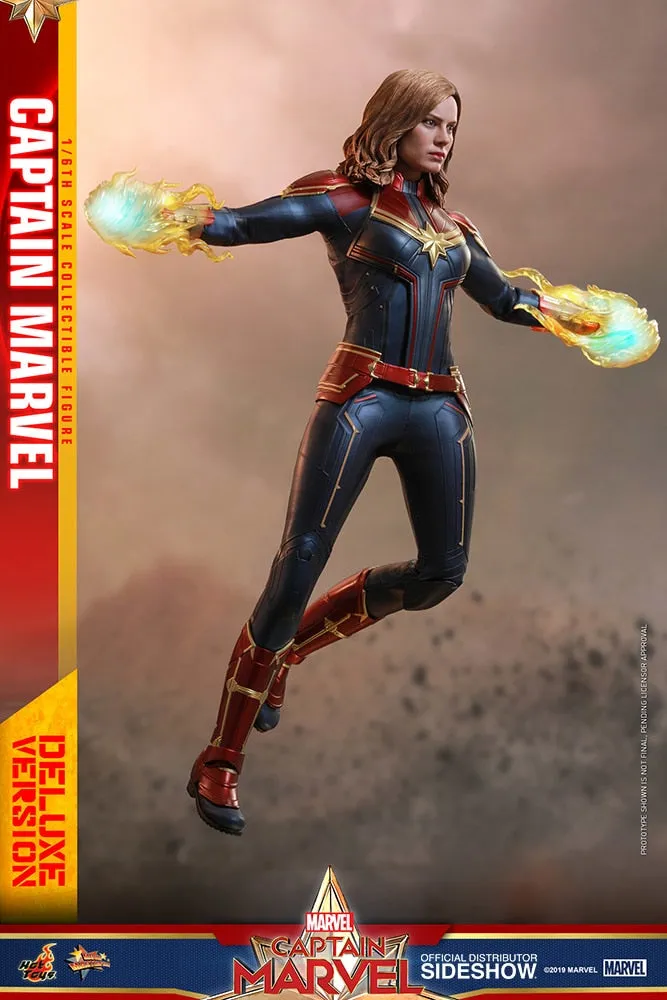 Captain Marvel Deluxe Version Sixth Scale Figure