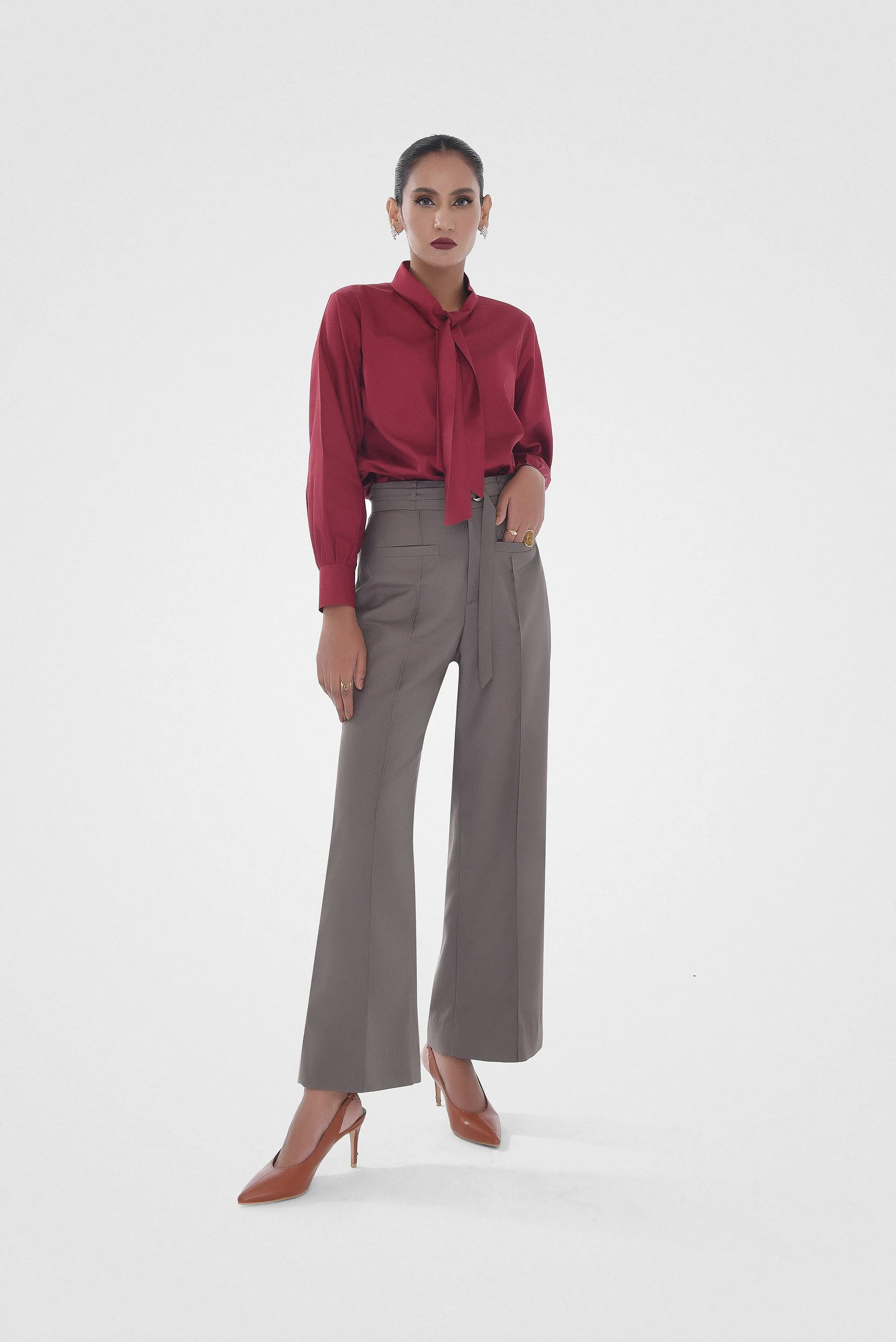 Flared Front Pockets Pant