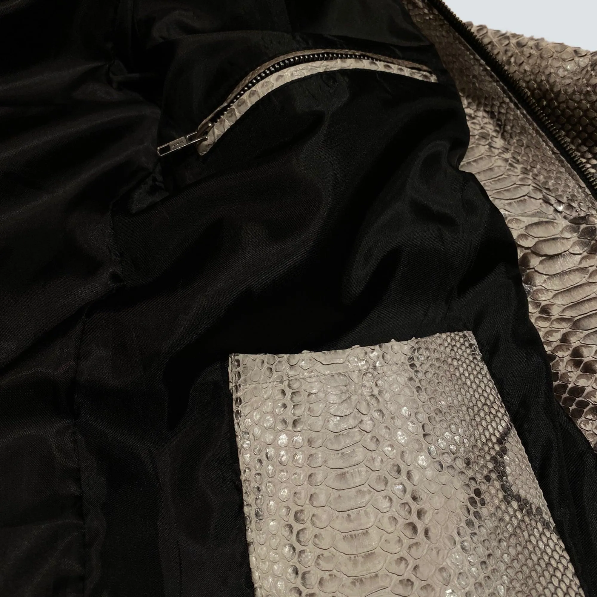 Genuine Python snake skin bomber jacket (L)