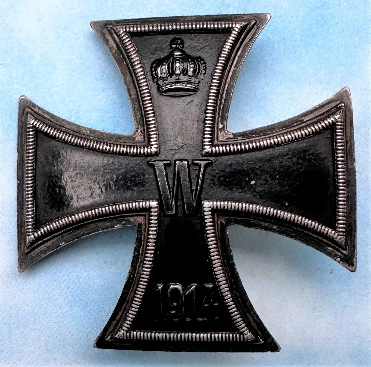 German 1914 Iron Cross 1st Class - Low Vaulted - .800 Silver - in the Original Presentation Case