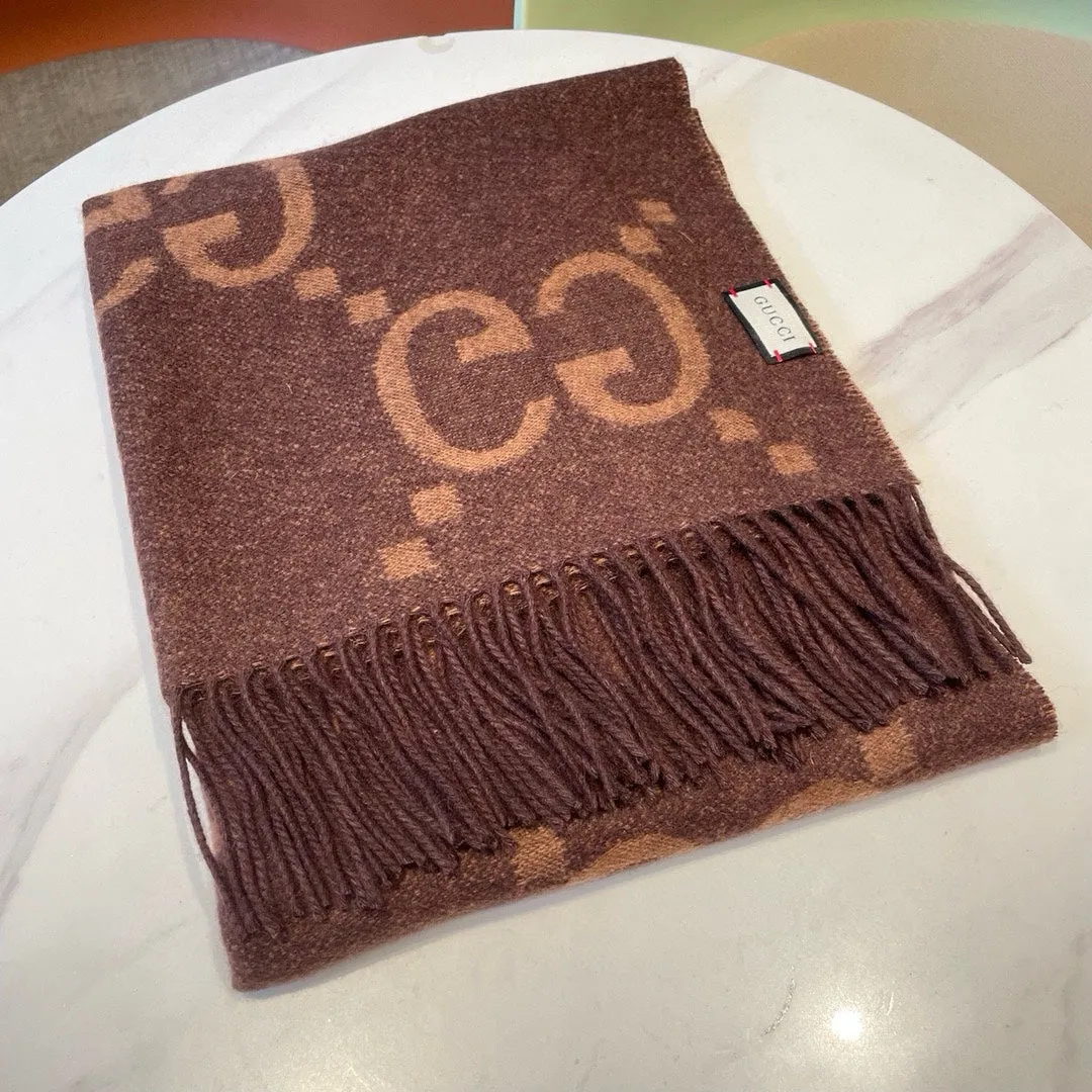 GG JACQUARD PATTERN KNIT SCARF 195 CM WITH TASSELS CHESTNUT BROWN 403749