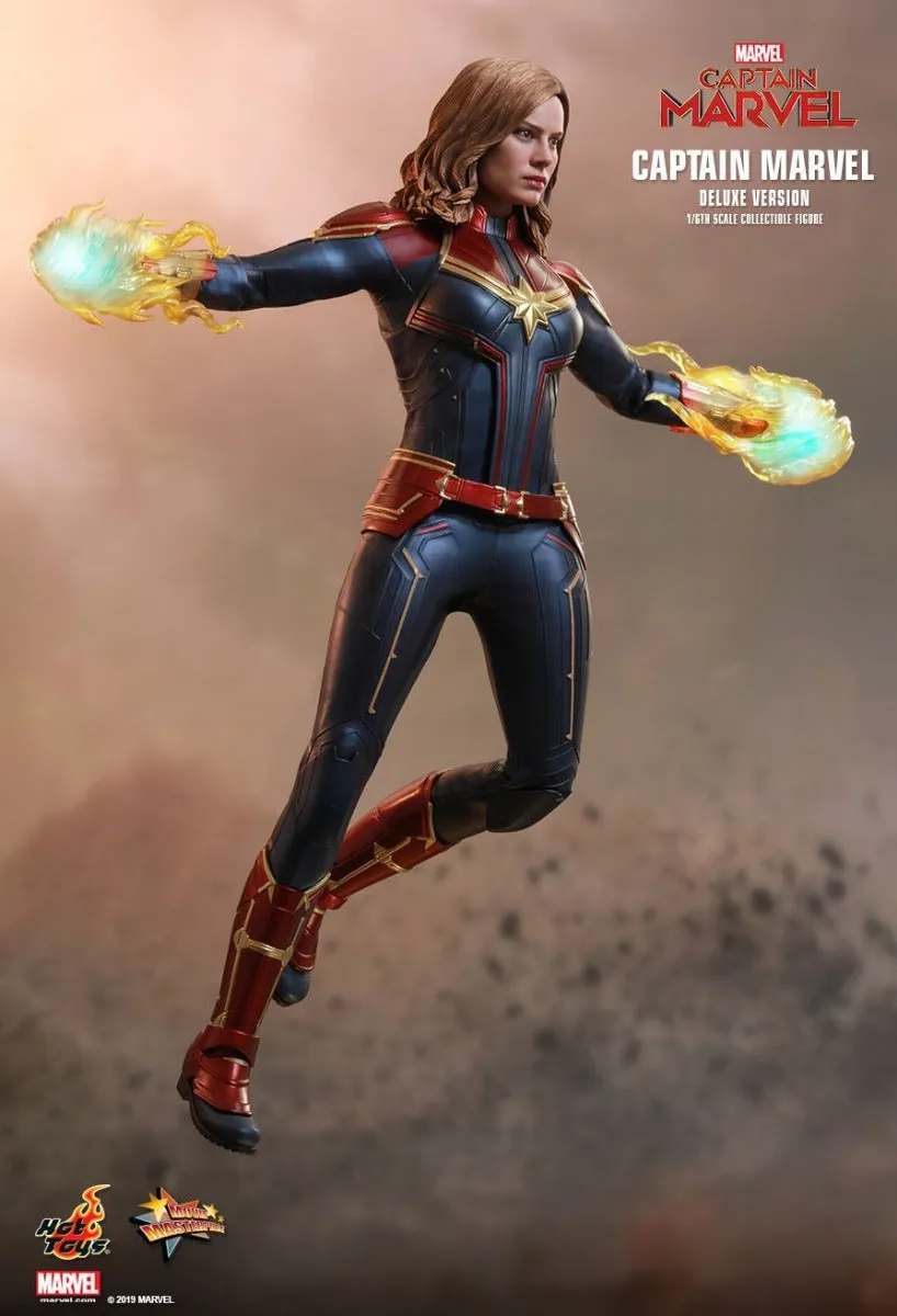 HOT TOYS CAPTAIN MARVEL DELUXE VERSION COLLECTIBLE FIGURE 1/6TH SCALE- MMS522