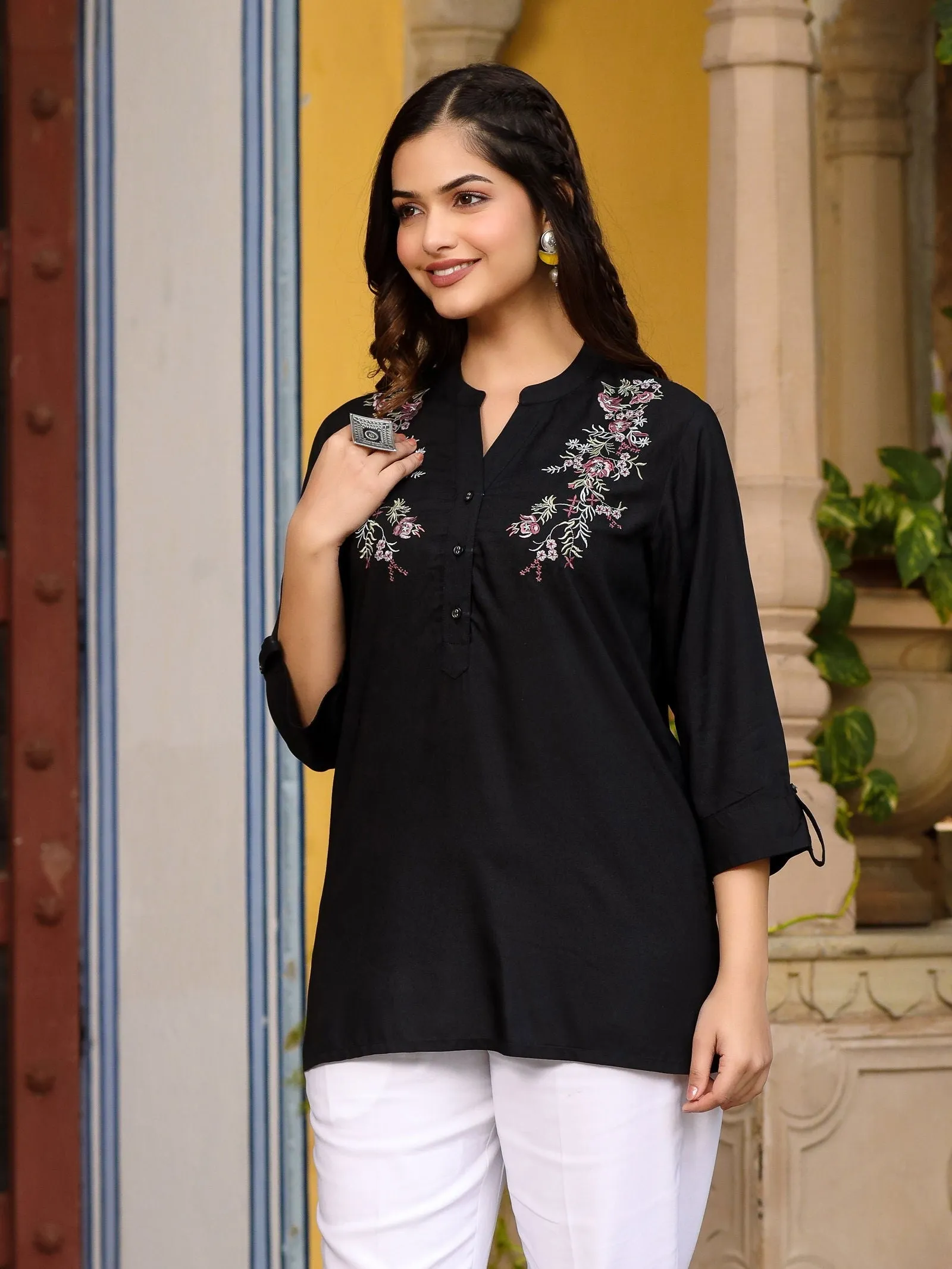 Jashvi Black Modal Rayon Embroidered Tunic