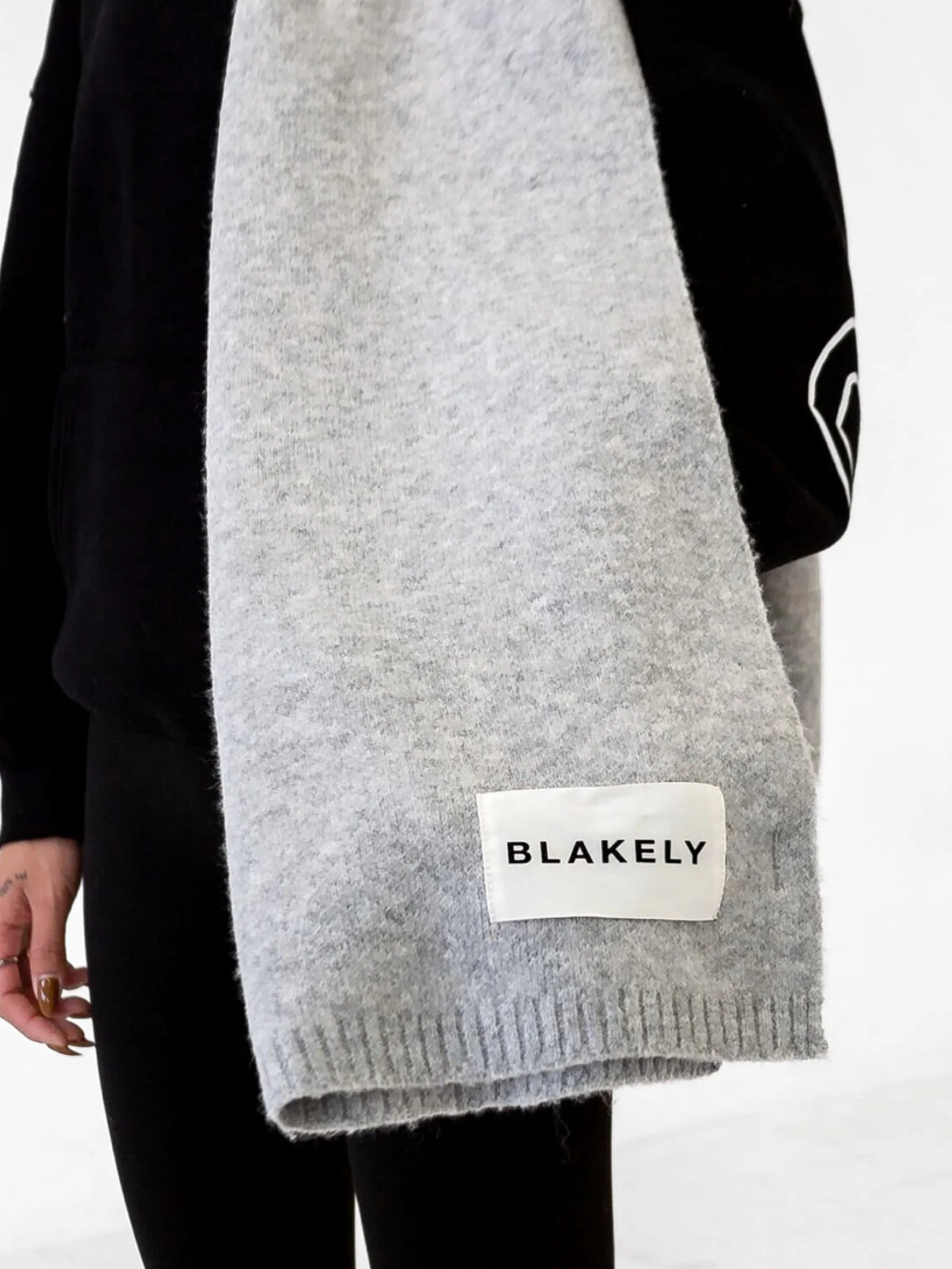 Label Knitted Scarf - Marl Grey