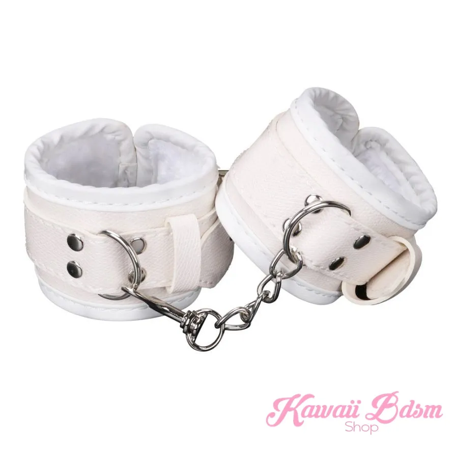 Luxury 8 Pcs Bondage Kit White