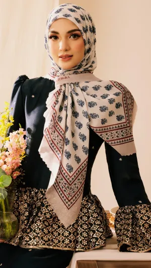 Maharani Raya Square Scarf