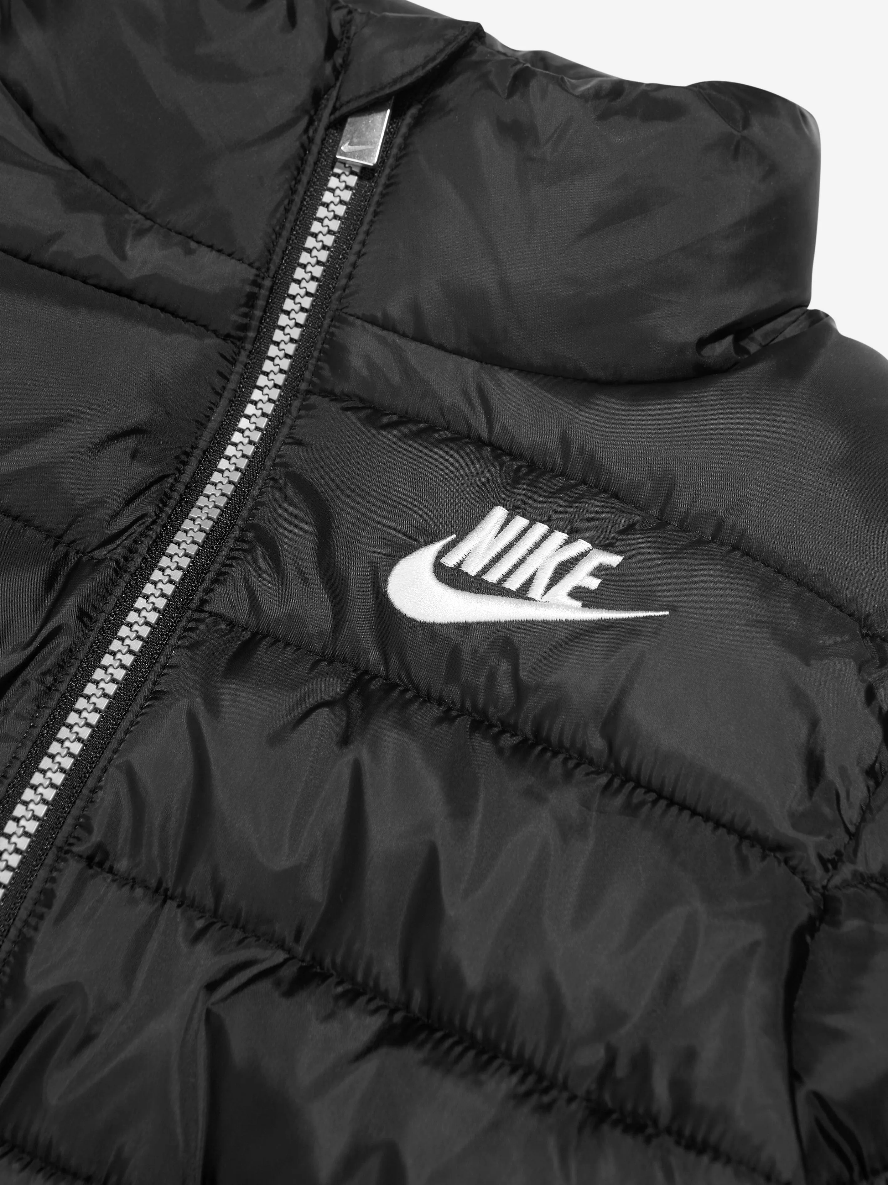 Nike Boys Solid Down Puffer Jacket in Black