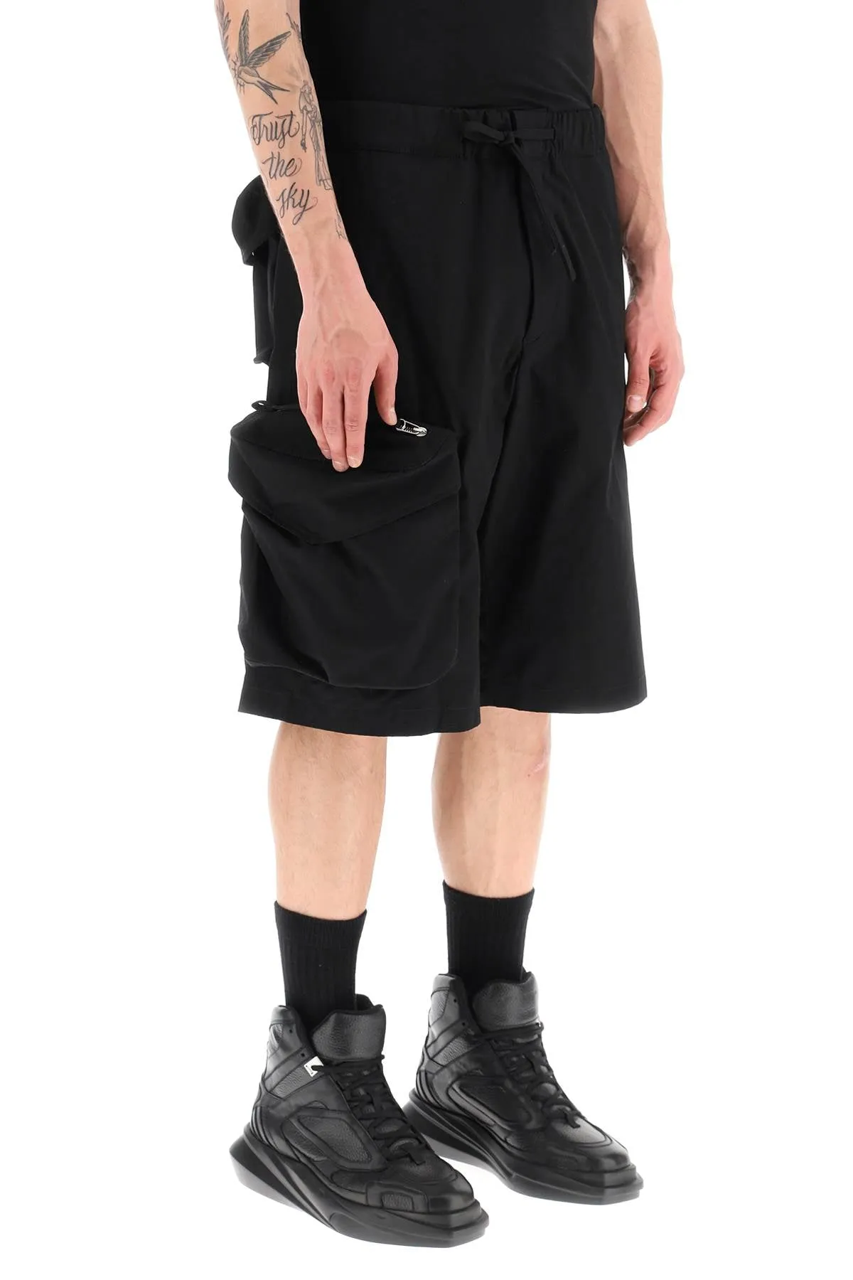 Oamc oversized shorts with maxi pockets