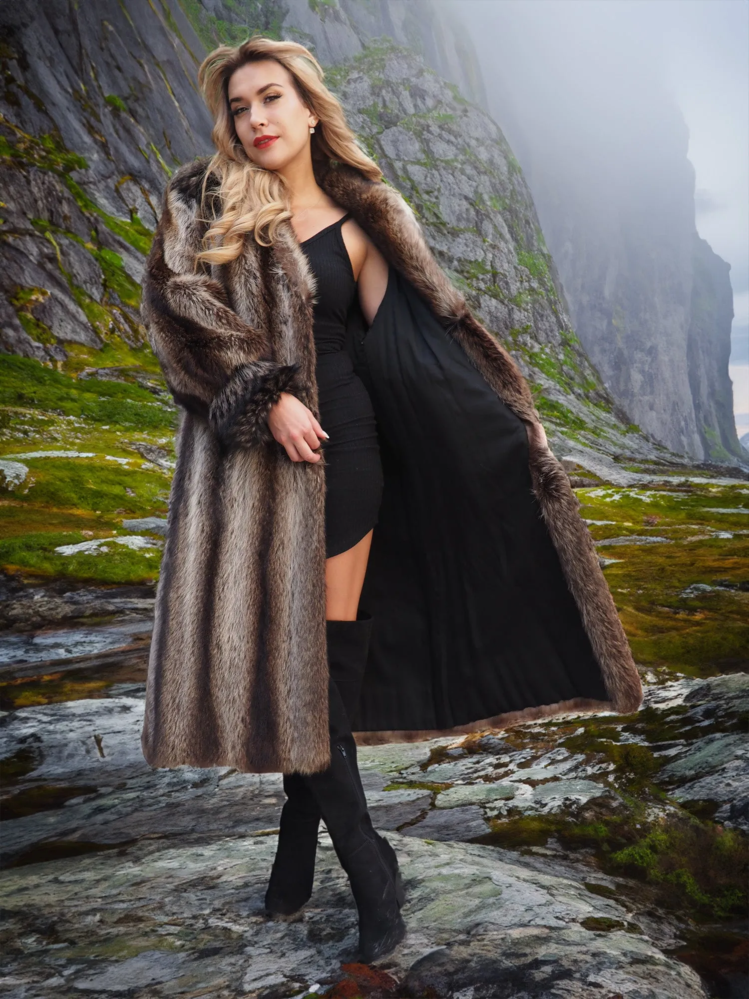 Raccoon Fur Coat Coats Silver Fox Cape Design By Renfrew M/L