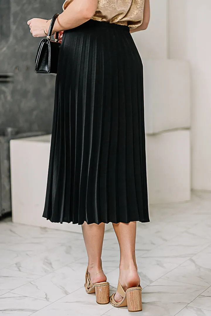 Solid Pleated Midi Skirt | Black