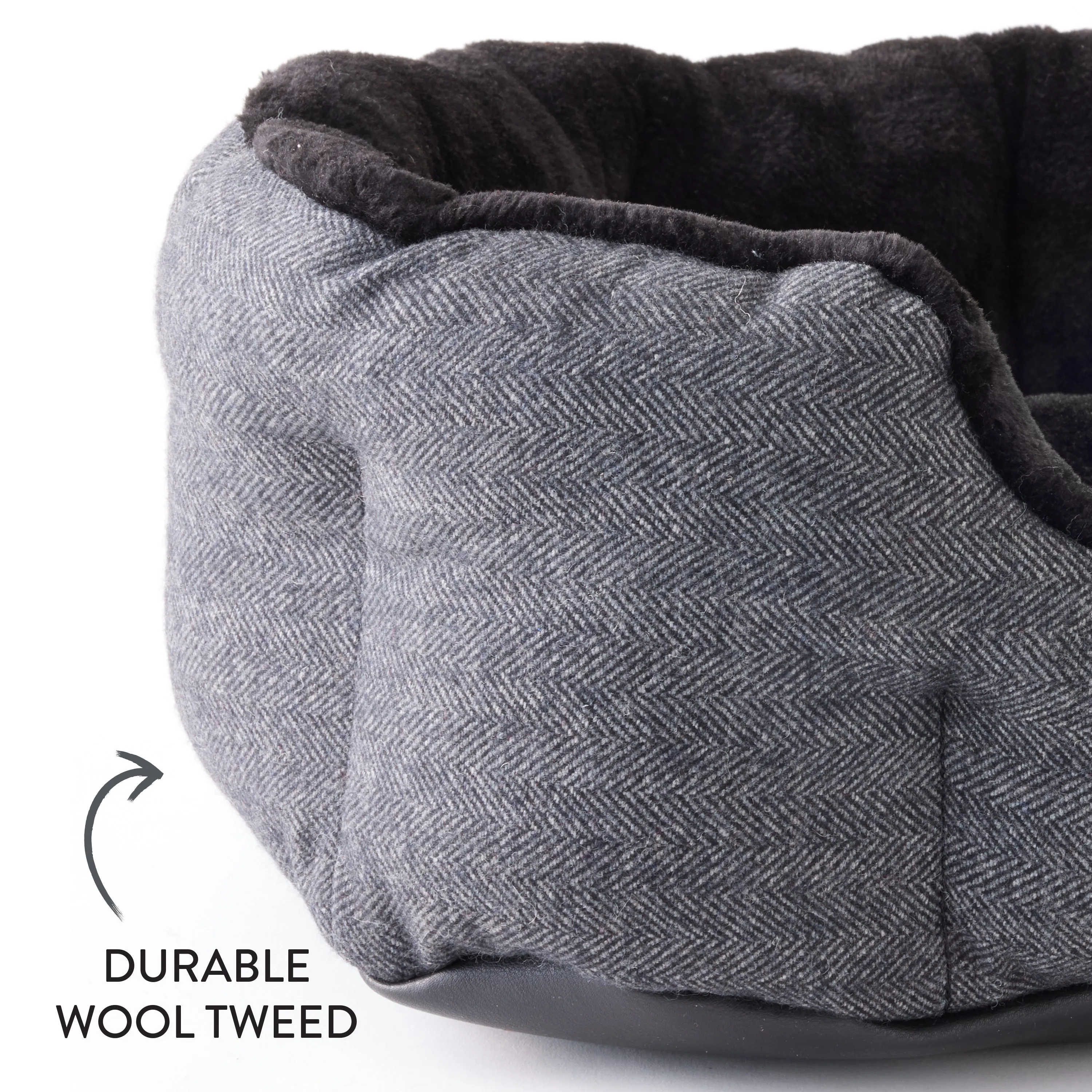 Tweed/Faux Fur Dog Bed with Removable Pillow