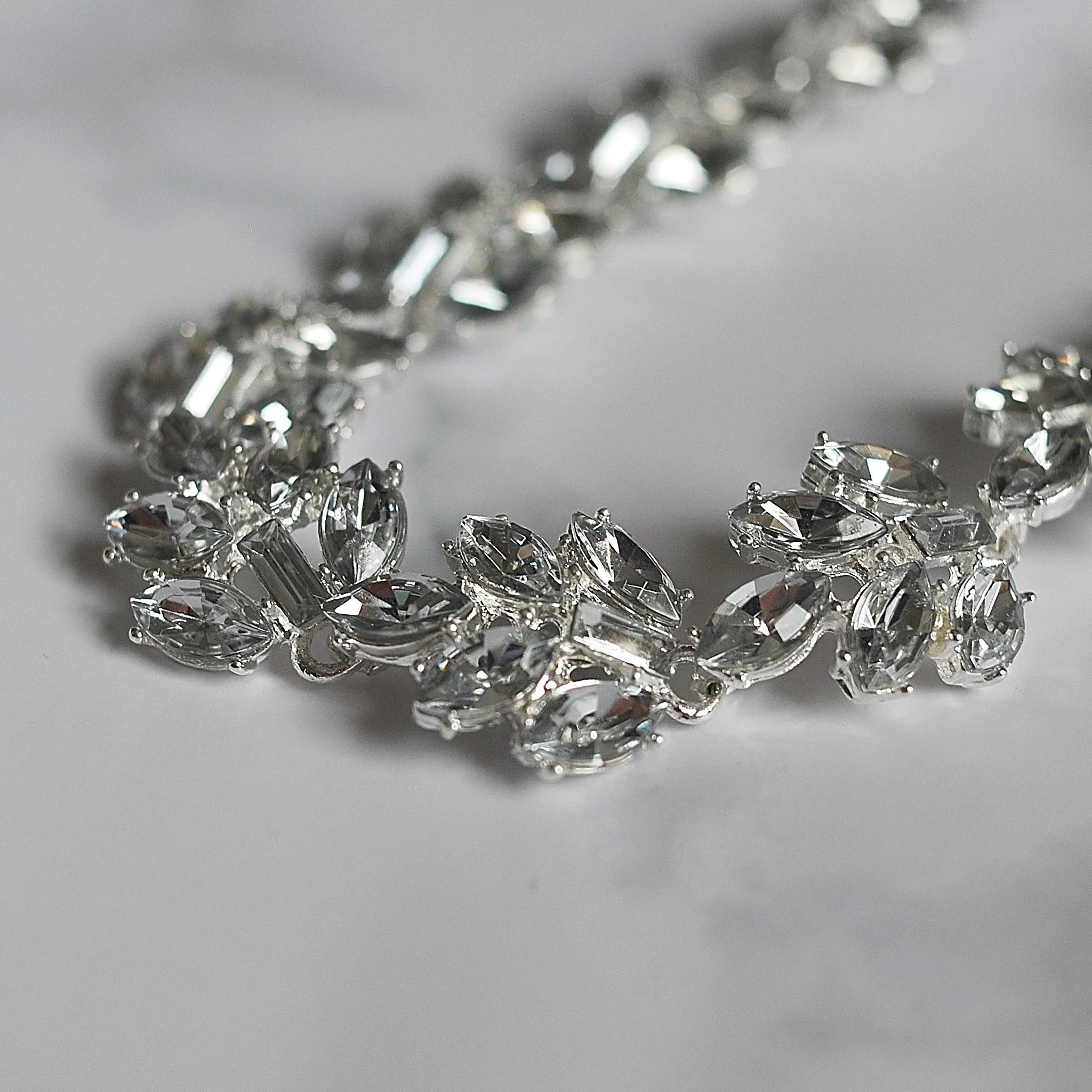 Vintage Headband in Crystal Elasticated